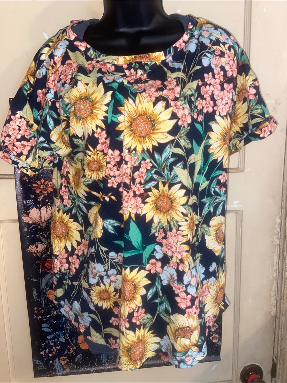 BEAUTIFUL SUNFLOWER T-SHIRT Floral 24/7 MAURICES